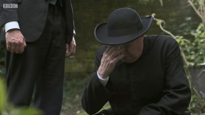 FATHER_BROWN_-_S01E03_mp4_20251003_124626_607.jpg