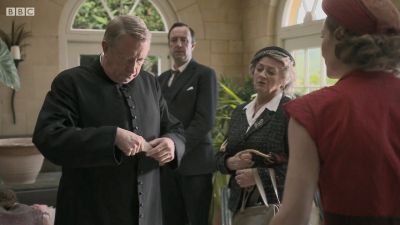 FATHER_BROWN_-_S01E03_mp4_20251003_124831_688.jpg