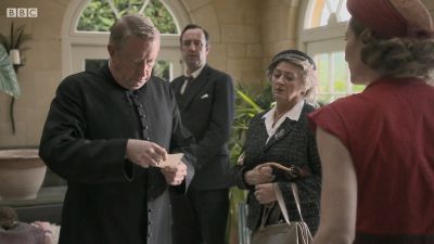 FATHER_BROWN_-_S01E03_mp4_20251003_124831_926.jpg