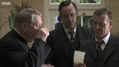 FATHER_BROWN_-_S01E03_mp4_20251003_124923_167.jpg