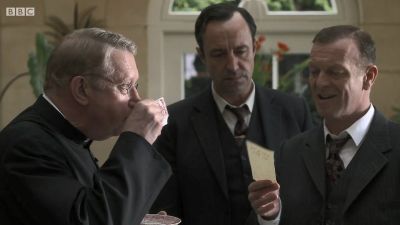 FATHER_BROWN_-_S01E03_mp4_20251003_124924_169.jpg