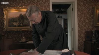 FATHER_BROWN_-_S01E03_mp4_20251003_125038_470.jpg