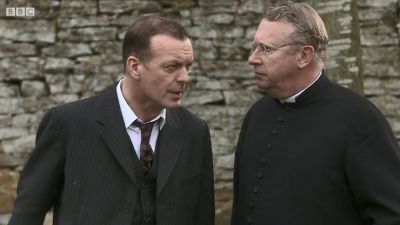 FATHER_BROWN_-_S01E03_mp4_20251003_125425_965.jpg