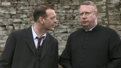 FATHER_BROWN_-_S01E03_mp4_20251003_125434_569.jpg
