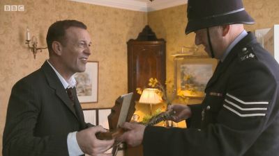FATHER_BROWN_-_S01E03_mp4_20251003_125742_769.jpg
