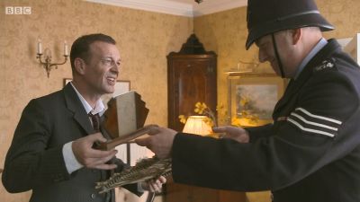 FATHER_BROWN_-_S01E03_mp4_20251003_125743_528.jpg