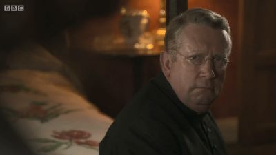 FATHER_BROWN_-_S01E03_mp4_20251003_130103_966.jpg