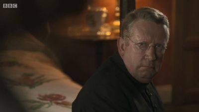 FATHER_BROWN_-_S01E03_mp4_20251003_130106_125.jpg