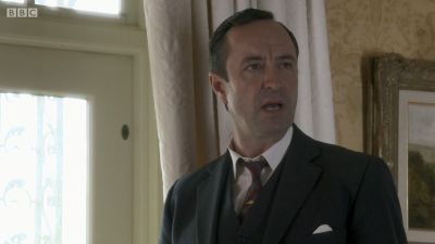 FATHER_BROWN_-_S01E03_mp4_20251003_130427_725.jpg