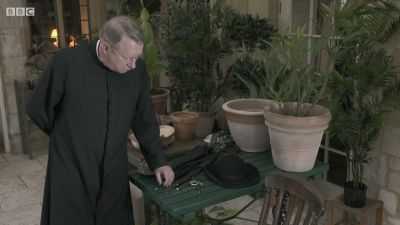 FATHER_BROWN_-_S01E03_mp4_20251003_130640_724.jpg