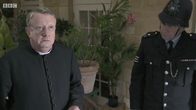 FATHER_BROWN_-_S01E03_mp4_20251003_130655_245.jpg