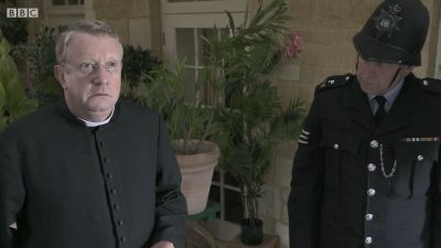 FATHER_BROWN_-_S01E03_mp4_20251003_130655_488.jpg