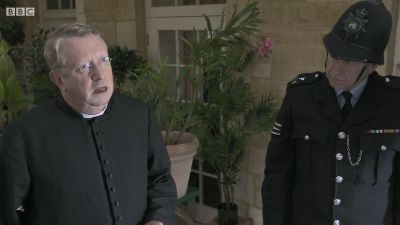 FATHER_BROWN_-_S01E03_mp4_20251003_130657_204.jpg
