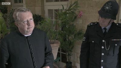 FATHER_BROWN_-_S01E03_mp4_20251003_130658_405.jpg