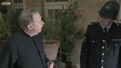 FATHER_BROWN_-_S01E03_mp4_20251003_130701_325.jpg