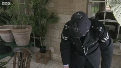 FATHER_BROWN_-_S01E03_mp4_20251003_130705_765.jpg
