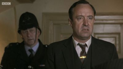 FATHER_BROWN_-_S01E03_mp4_20251003_131110_124.jpg