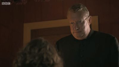 FATHER_BROWN_-_S01E03_mp4_20251003_131244_803.jpg