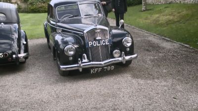 FATHER_BROWN_-_S01E03_mp4_20251003_131422_368.jpg