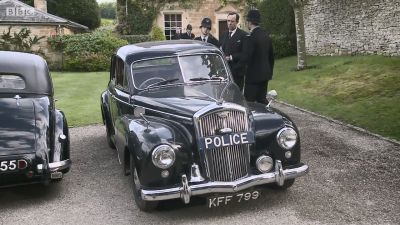 FATHER_BROWN_-_S01E03_mp4_20251003_131424_203.jpg