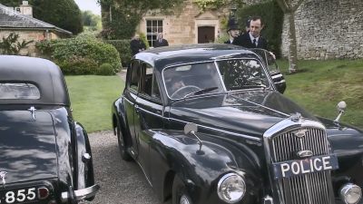 FATHER_BROWN_-_S01E03_mp4_20251003_131429_405.jpg