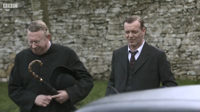 FATHER_BROWN_-_S01E03_mp4_20251003_131441_242.jpg