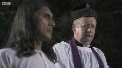 FATHER_BROWN_-_S01E03_mp4_20251003_131542_735.jpg