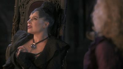 Once_Upon_A_Time_-_S01E02_28111529.jpg