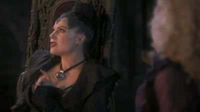 Once_Upon_A_Time_-_S01E02_28111829.jpg