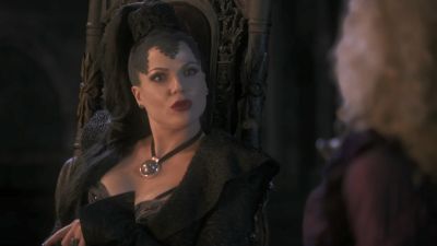 Once_Upon_A_Time_-_S01E02_28112229.jpg