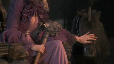 Once_Upon_A_Time_-_S01E02_28125429.jpg