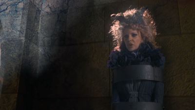 Once_Upon_A_Time_-_S01E02_28162029.jpg