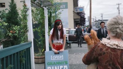 Once_Upon_A_Time_-_S01E02_2816629.jpg