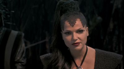 Once_Upon_A_Time_-_S01E02_28181529.jpg