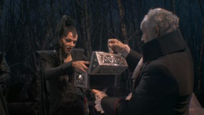 Once_Upon_A_Time_-_S01E02_28198429.jpg