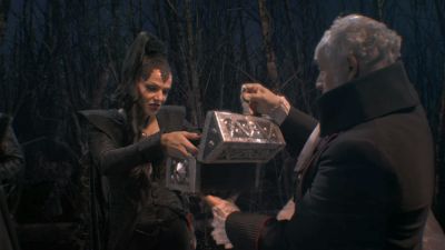 Once_Upon_A_Time_-_S01E02_28198529.jpg