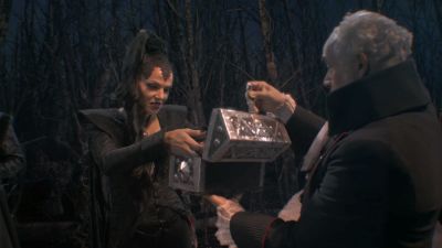 Once_Upon_A_Time_-_S01E02_28198629.jpg