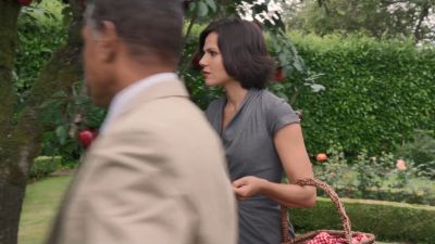 Once_Upon_A_Time_-_S01E02_28223229.jpg