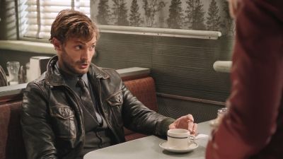Once_Upon_A_Time_-_S01E02_28237329.jpg