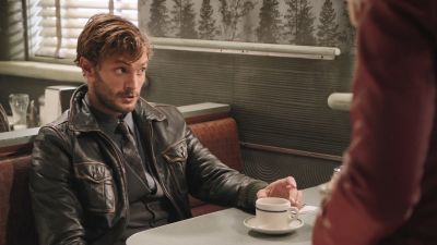 Once_Upon_A_Time_-_S01E02_28237429.jpg