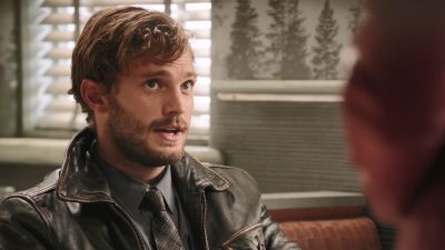 Once_Upon_A_Time_-_S01E02_28238729.jpg