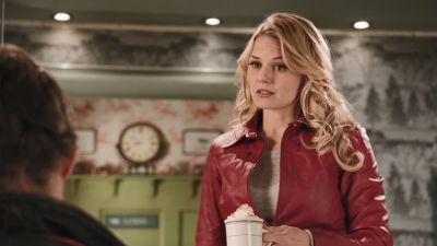 Once_Upon_A_Time_-_S01E02_28242529.jpg