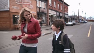 Once_Upon_A_Time_-_S01E02_28250029.jpg