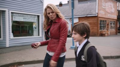 Once_Upon_A_Time_-_S01E02_28251929.jpg