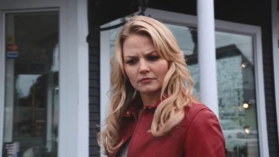 Once_Upon_A_Time_-_S01E02_28254129.jpg