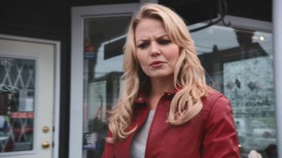 Once_Upon_A_Time_-_S01E02_28254429.jpg