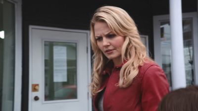 Once_Upon_A_Time_-_S01E02_28255429.jpg
