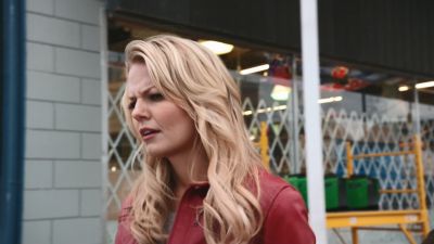Once_Upon_A_Time_-_S01E02_28257029.jpg