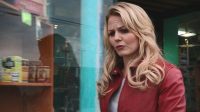 Once_Upon_A_Time_-_S01E02_28261229.jpg
