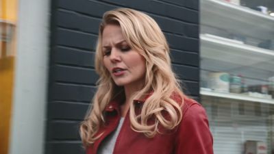 Once_Upon_A_Time_-_S01E02_28262229.jpg